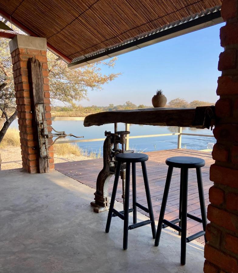 Kuvira River Camp Divundu 外观 照片