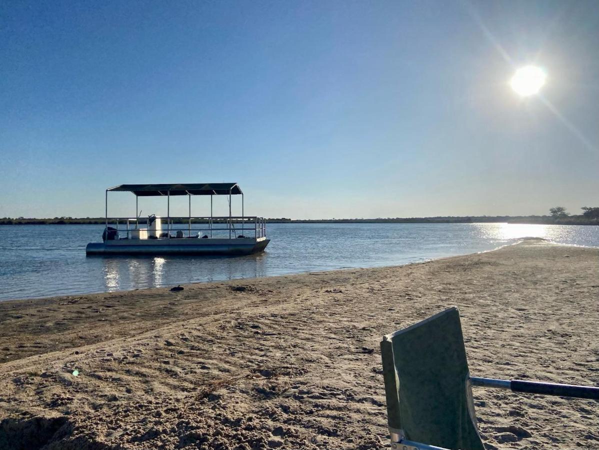 Kuvira River Camp Divundu 外观 照片